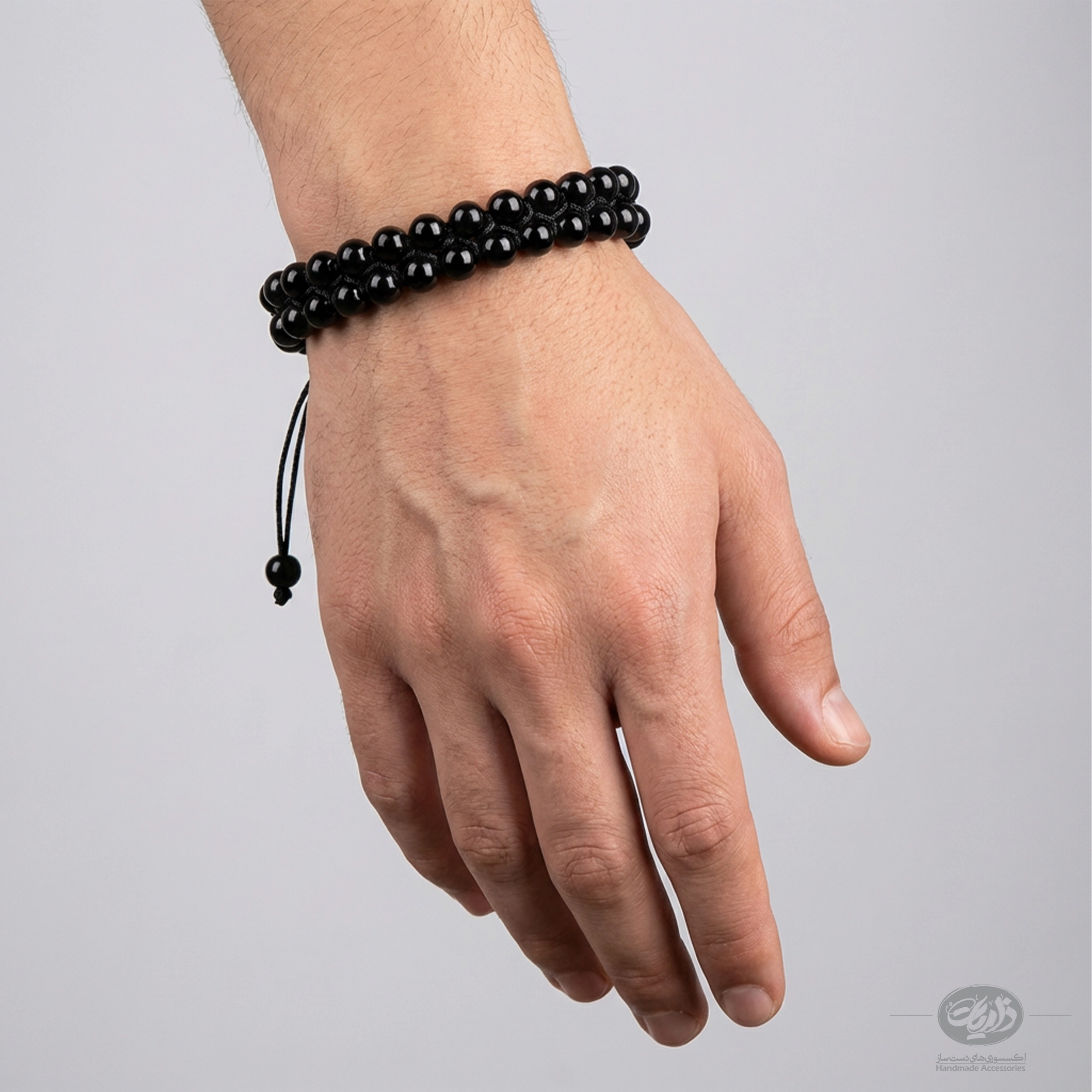 دستبند-بلکی-(BLACKI)-6 دستبند سنگ اونیکس ذاریات مدل بلکی (BLACKI) - تصویر 1
